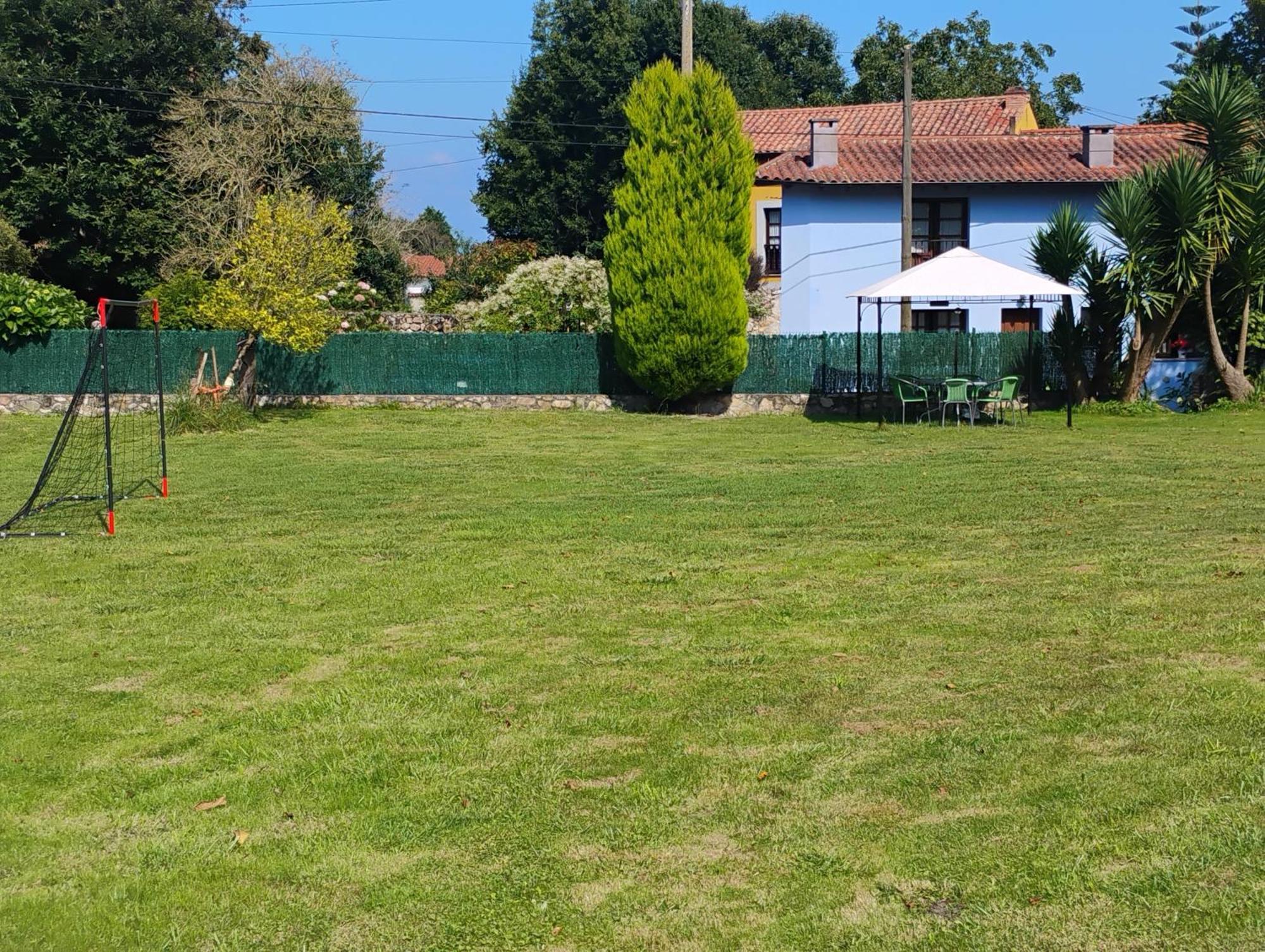 Casa Rural Casa Azul Villahormes ภายนอก รูปภาพ