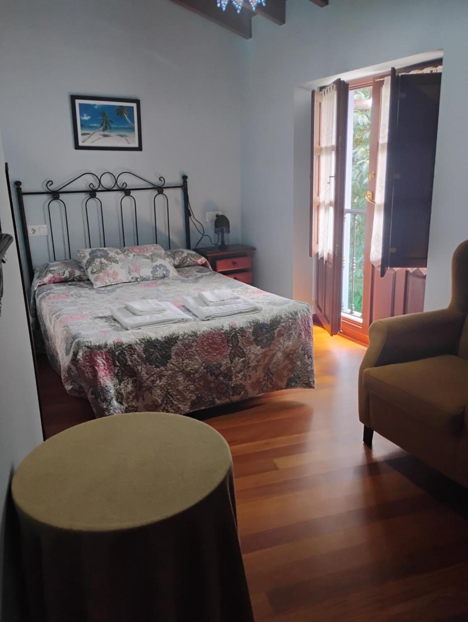 Casa Rural Casa Azul Villahormes ภายนอก รูปภาพ