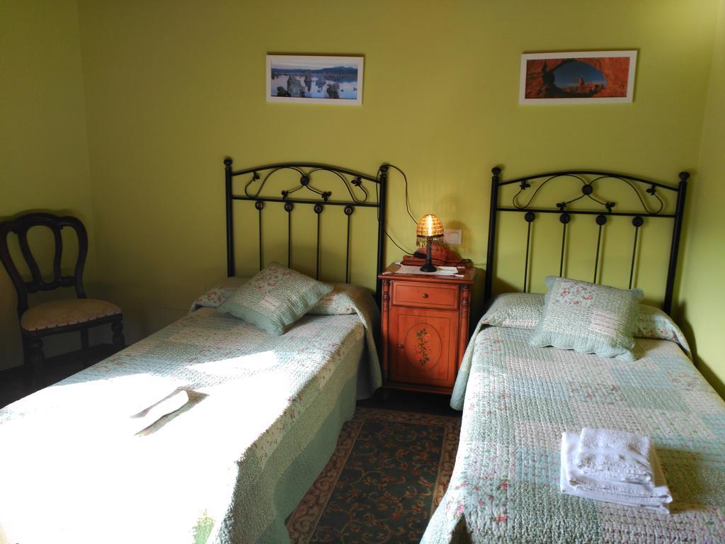 Casa Rural Casa Azul Villahormes ภายนอก รูปภาพ